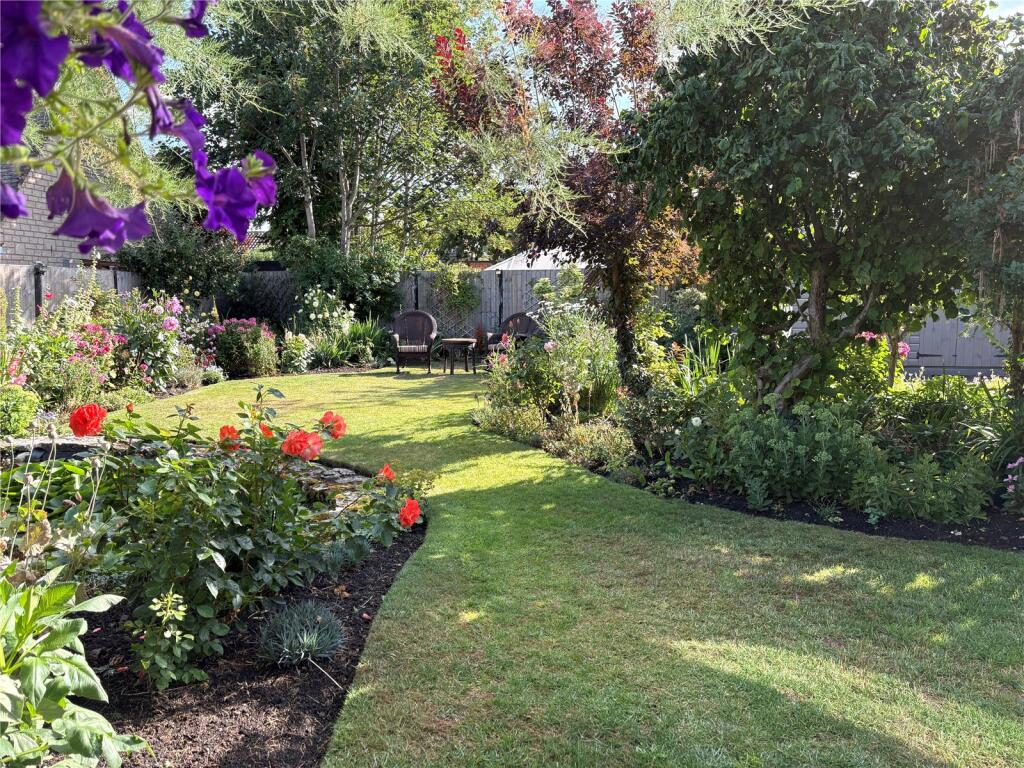 Lawned Garden