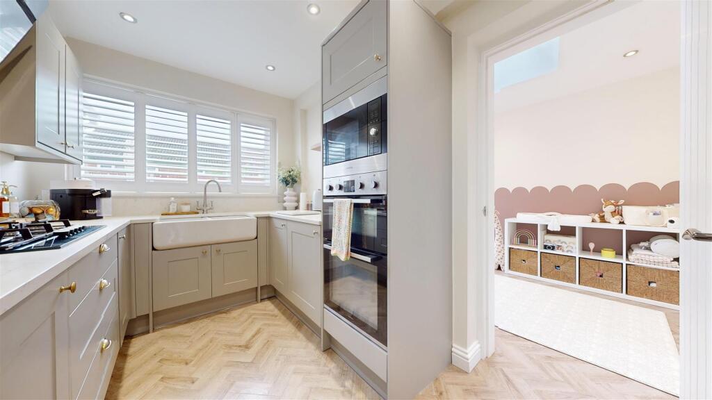 Paisley Avenue Kitchen