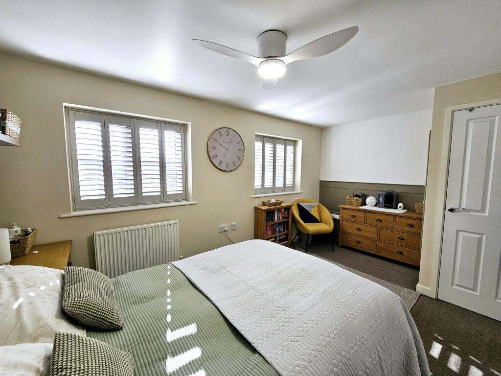 b5e8c7e1-43ac-4980-bd5f-d6e1353f3193