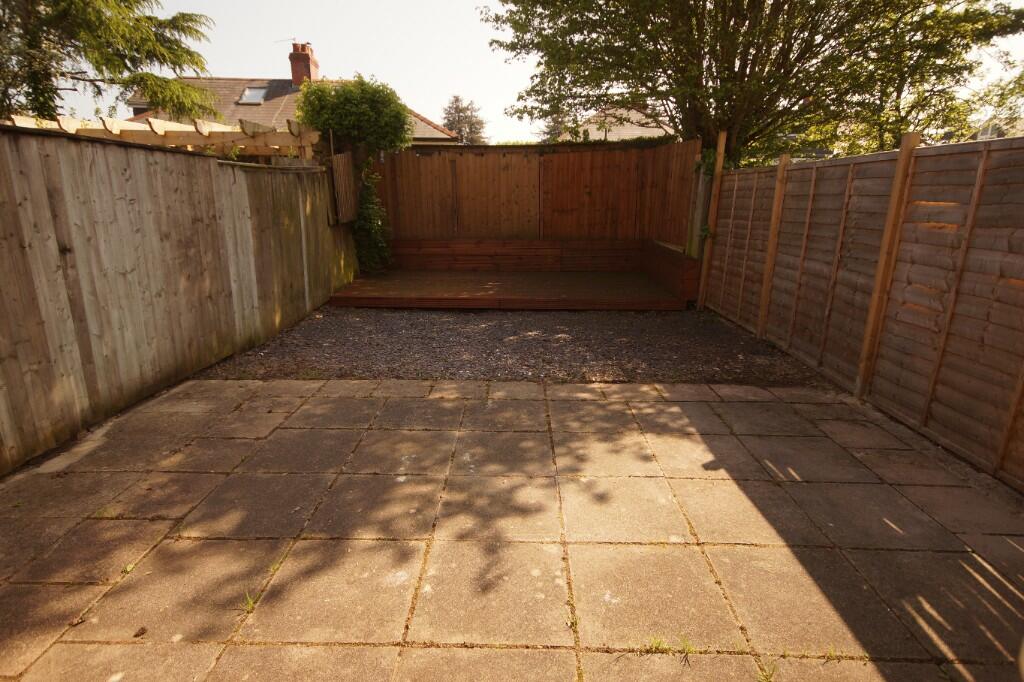 37 Heathmead