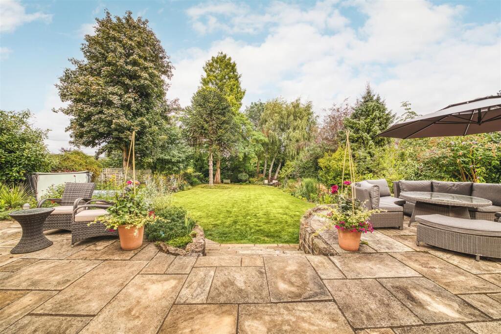 Large Private Garden