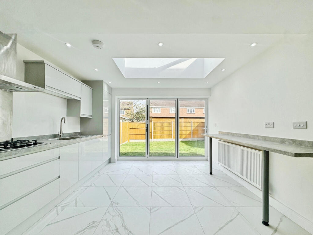 25 Keswick Close, Birstall