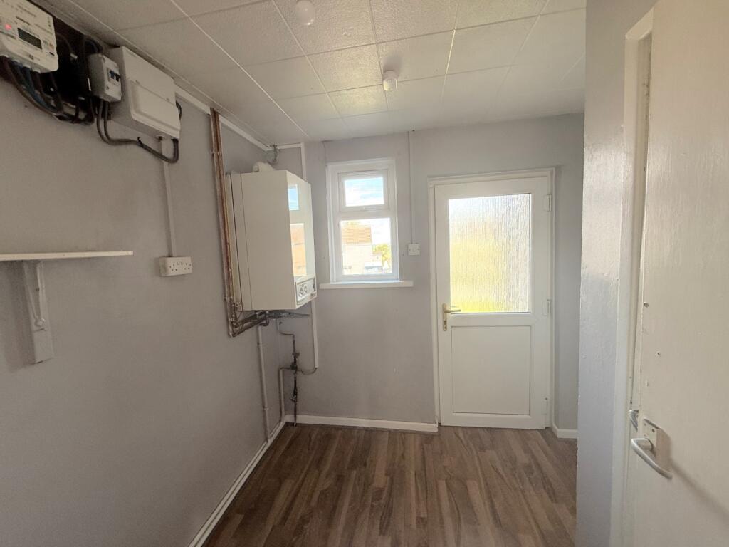 CDDD316B-4EED-4FE3-A6A2-27F01BA046FD