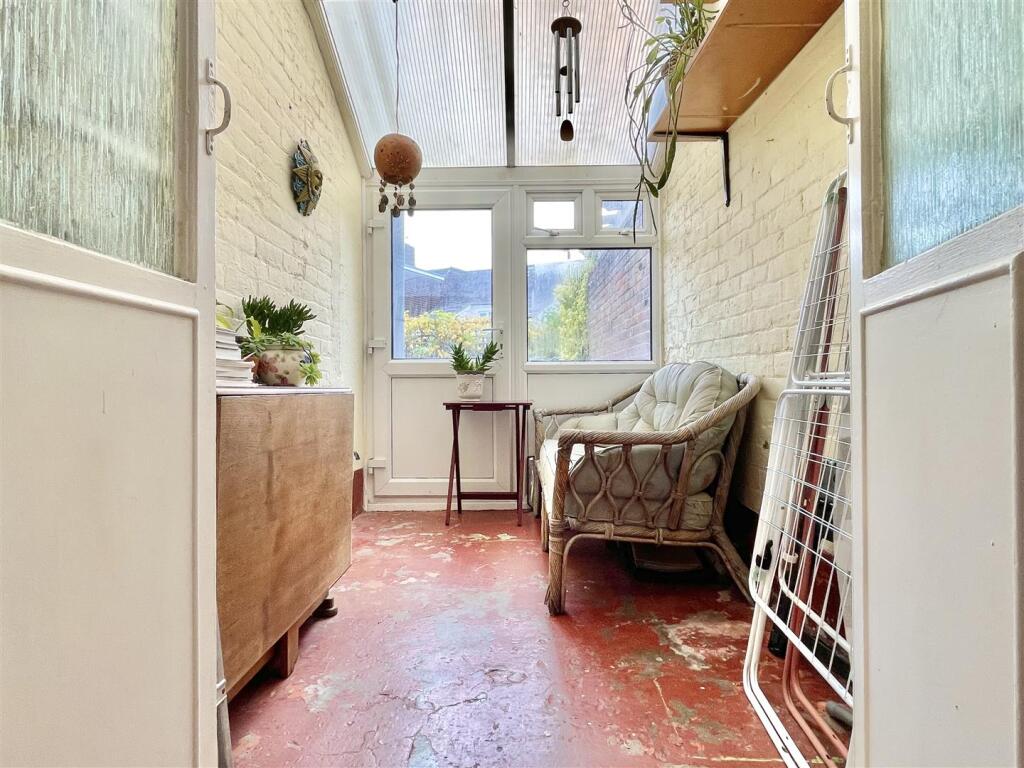 Lean-To