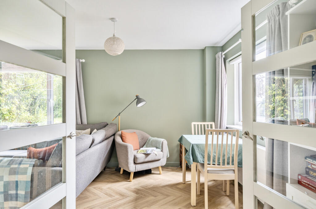 1303031-18-6841d5...