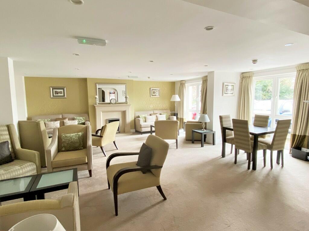 Communal Lounge