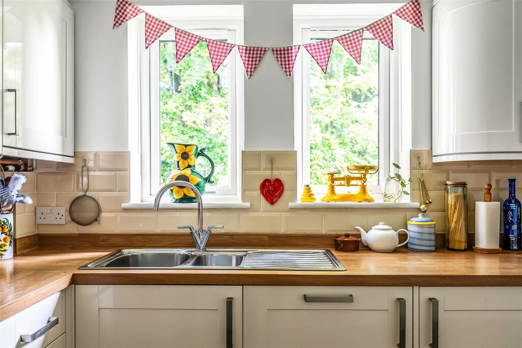 Kitchen 2