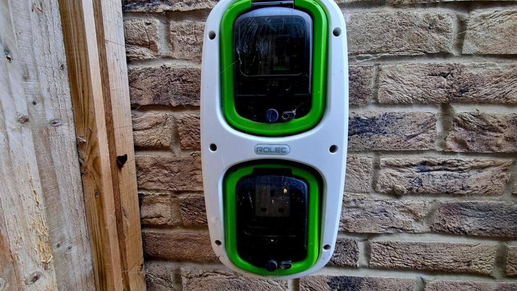 ElV Charger
