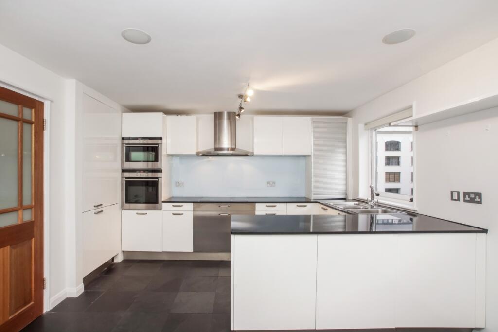 Kitchen (1)