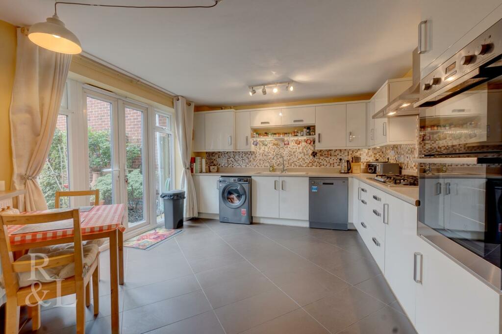 Flora Grove (12).jpg