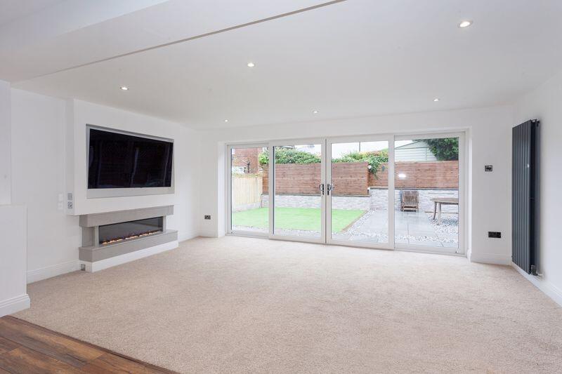 OPEN PLAN LIVING DINING KITCHEN