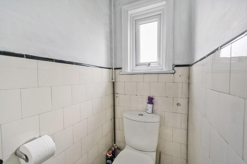 1320749-5-68837c2...