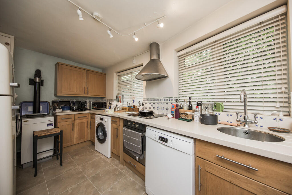 Kitchen 1