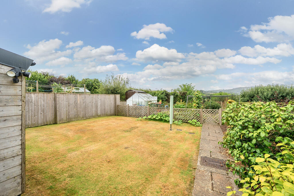 1334569-33-689df192f3df5