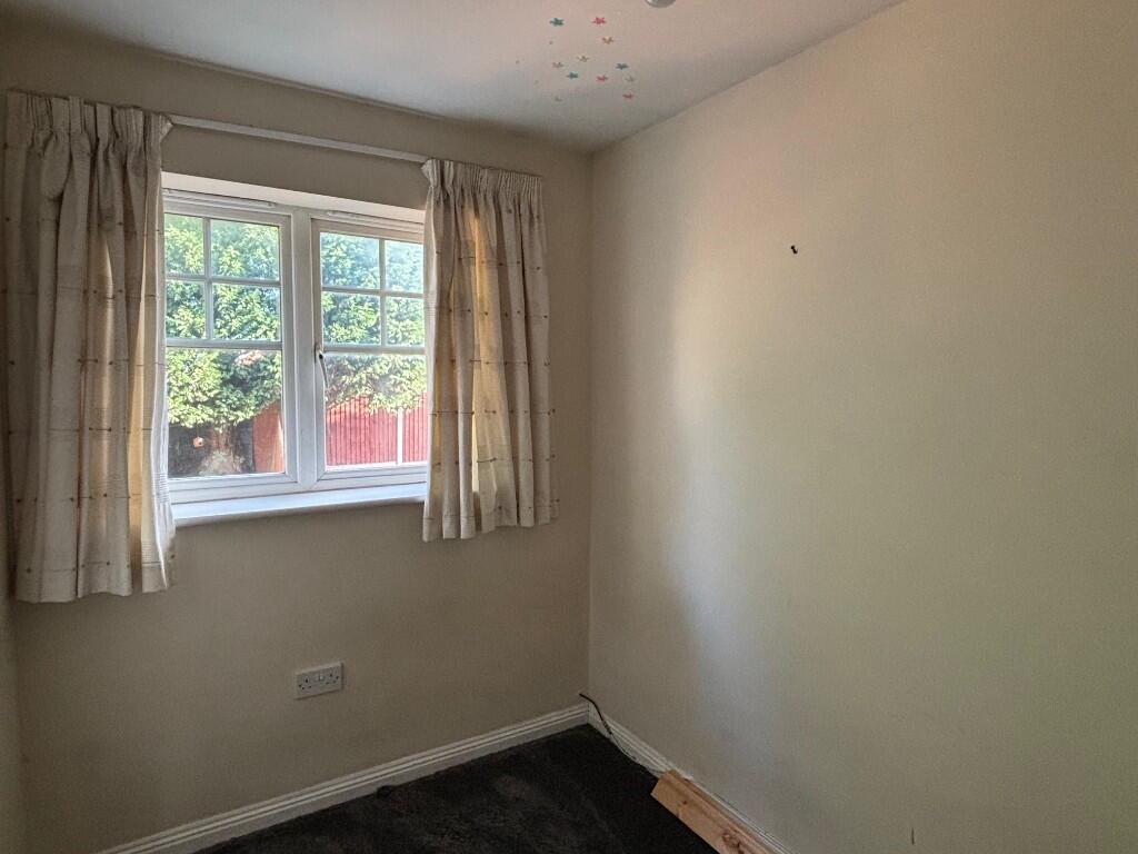 Minstrel Close, Nottingham, Nottinghamshire, NG15