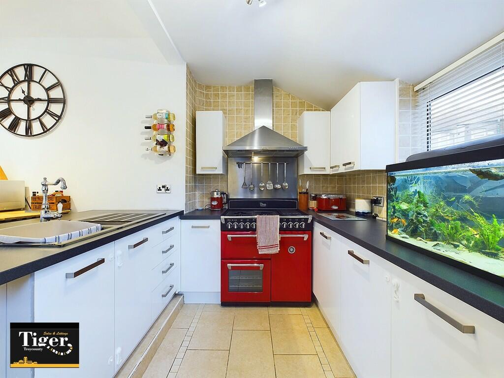 CAM03440G0-PR0190...