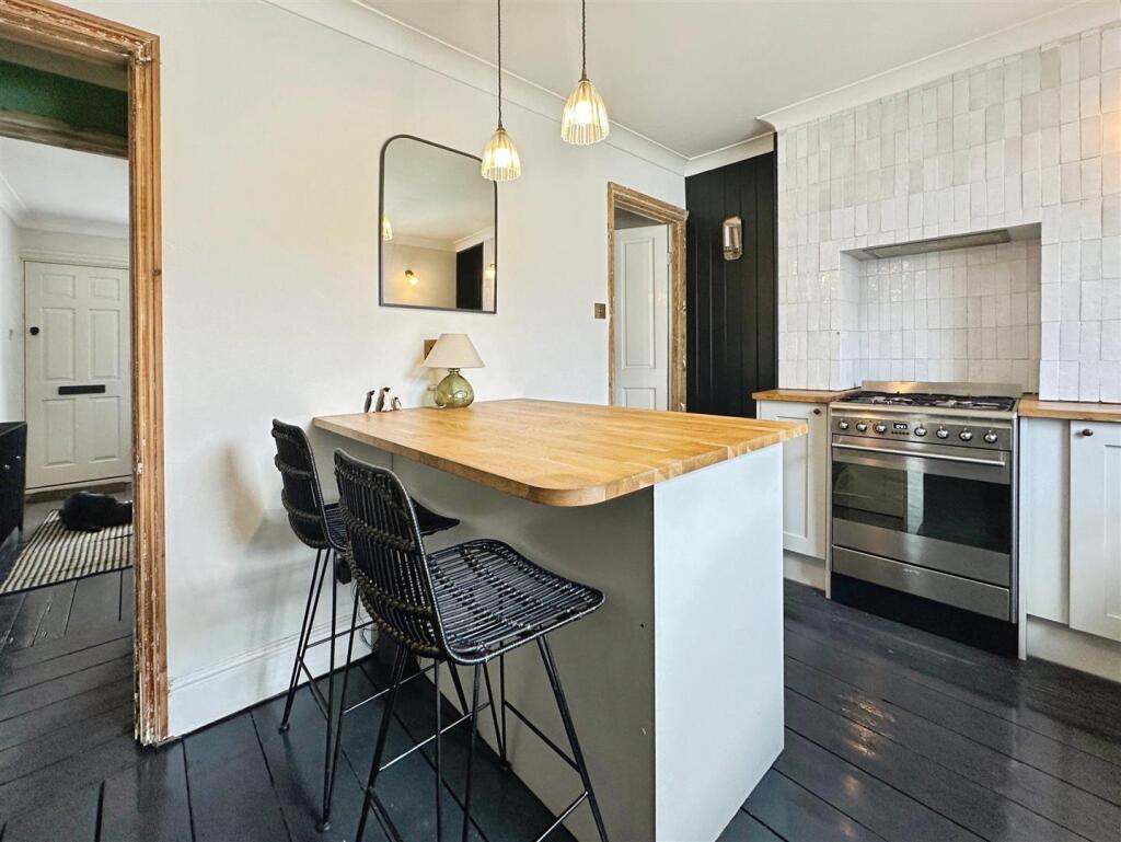 c80469dd--4FC1-8BE4-2586B75F2E68-61268-000013EE53C