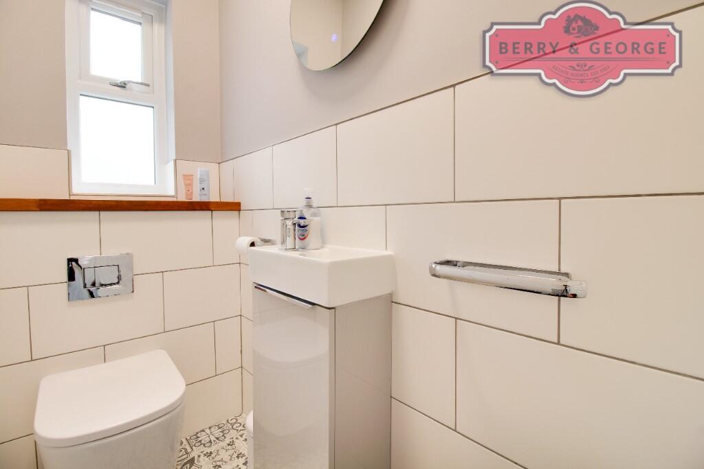 CLOAKROOM