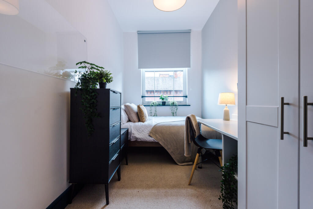 Flat 13, S&amp;B, Bedroom 5