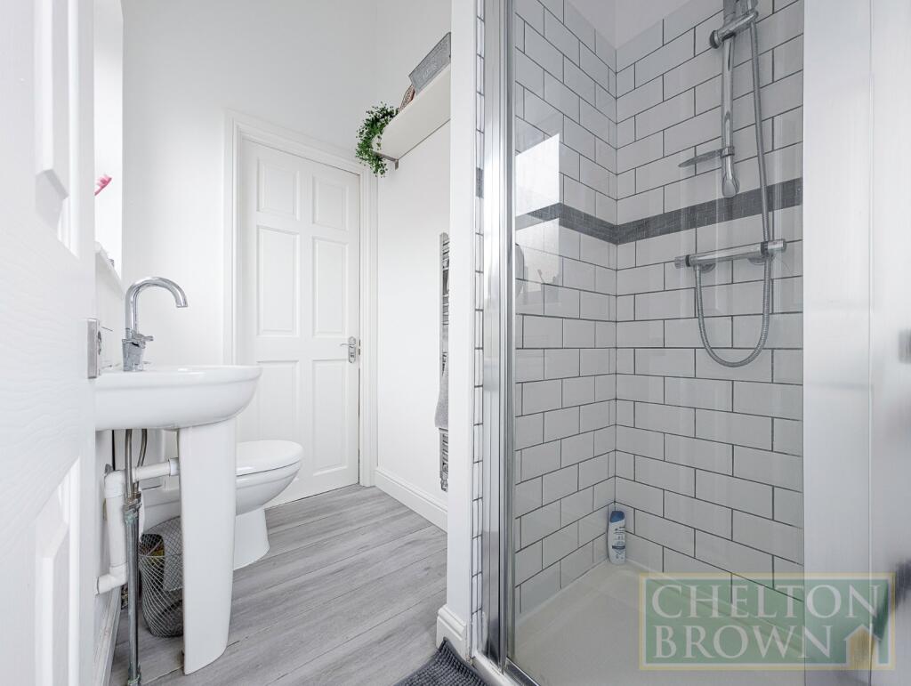 En-Suite 2