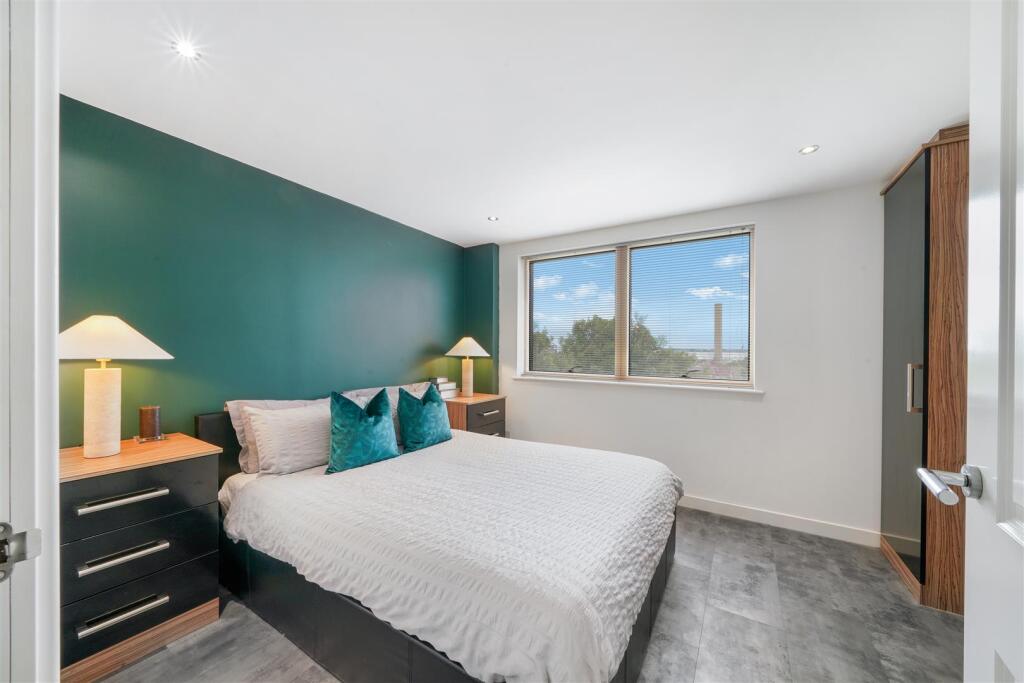 Flat 12, 70 Craven Park - LJAcP4IP50G6u9Qud2l9.jpg