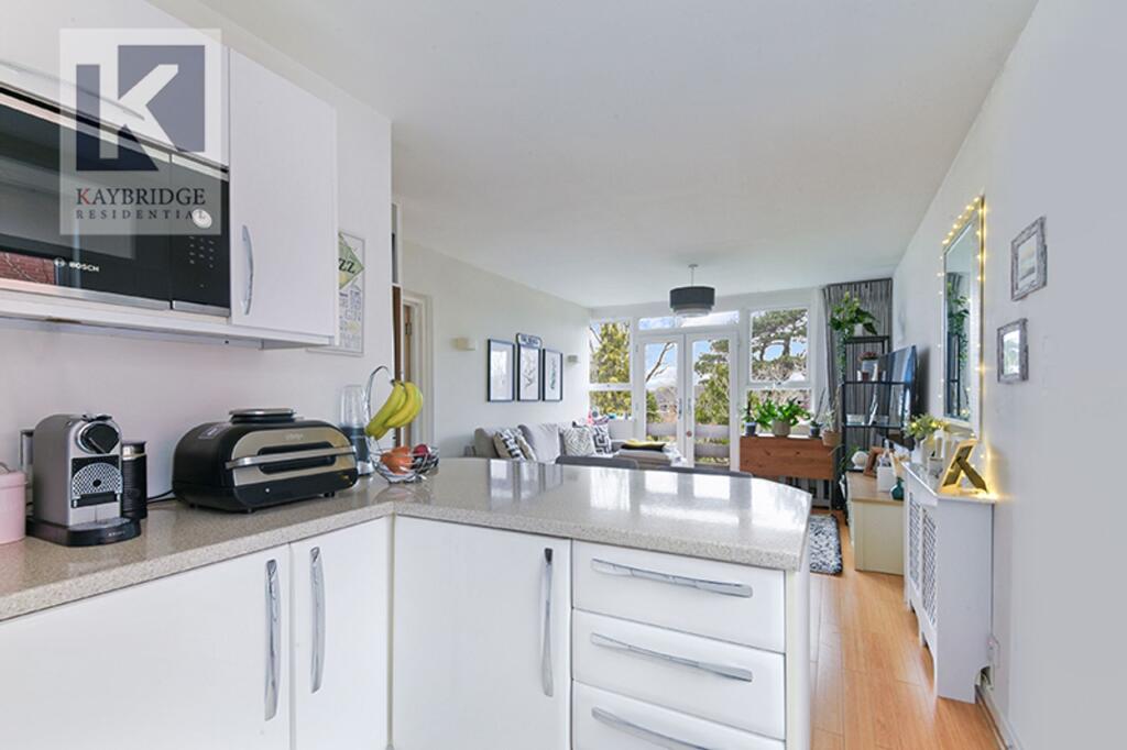 Hilda Court, Lovelace Road