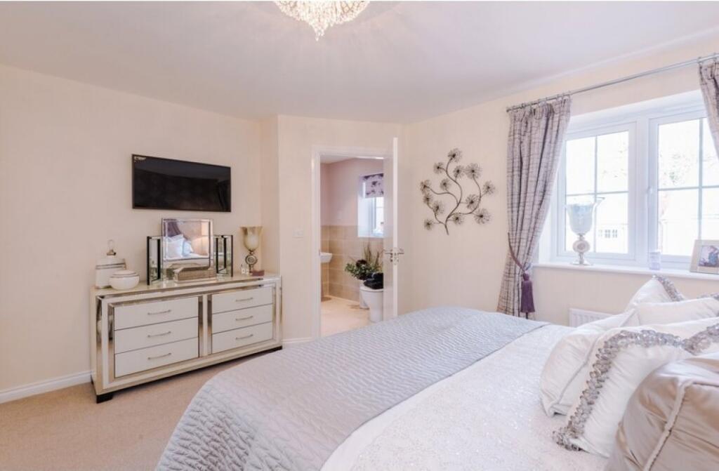 Bedroom 1 - Fylde -