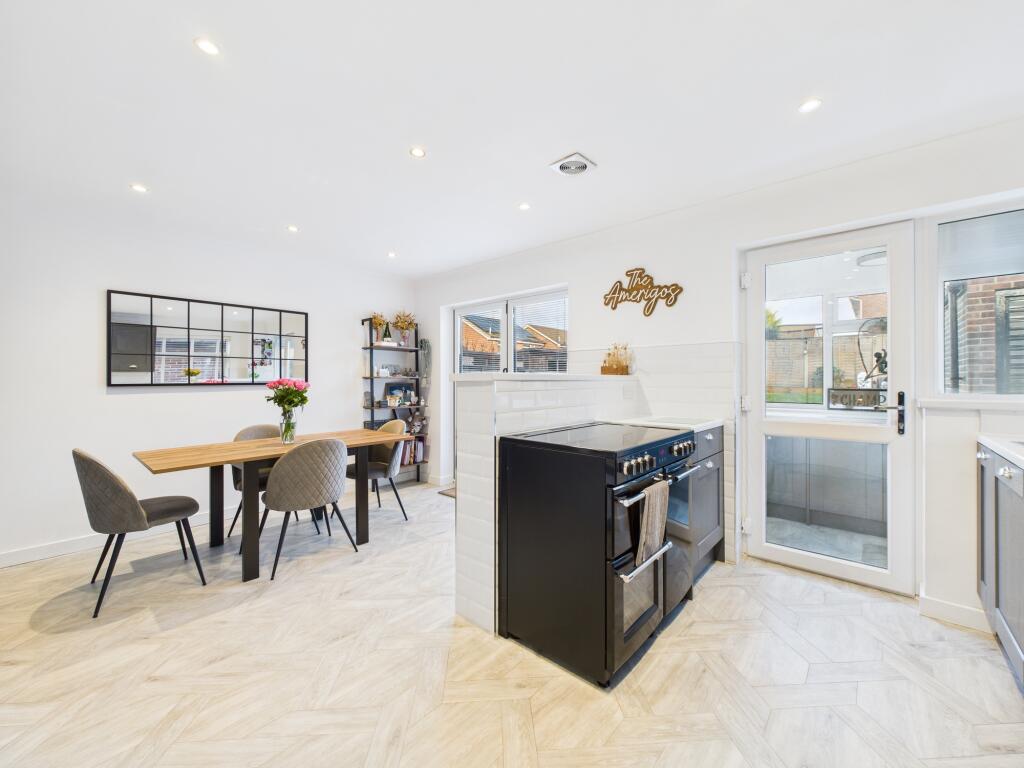 Dining Kitchen