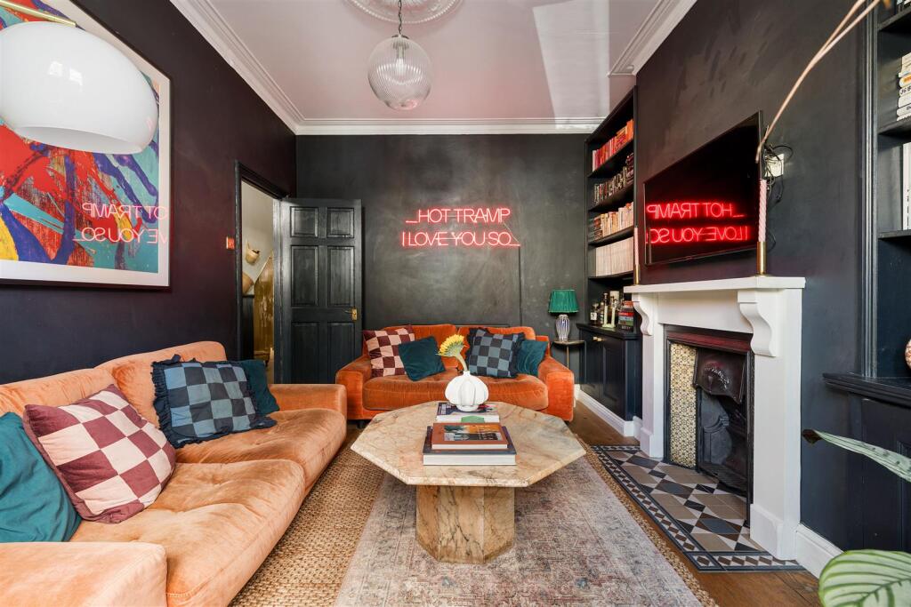 Brookscroft Road, E17