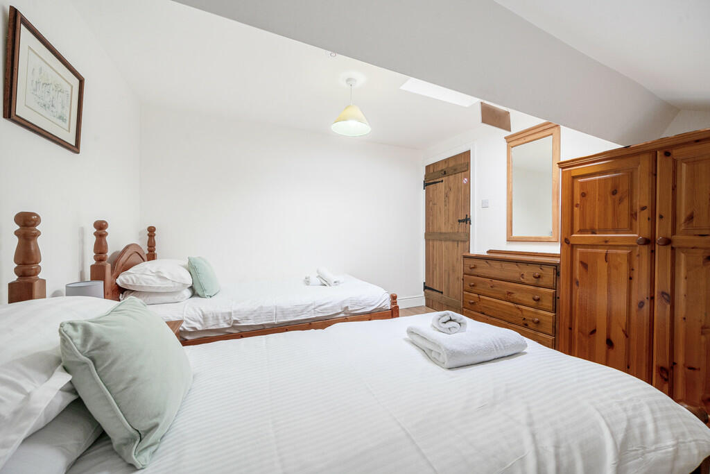 Bedroom 4