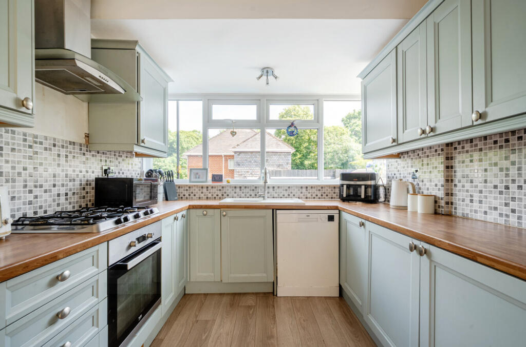 1313197-10-685168...