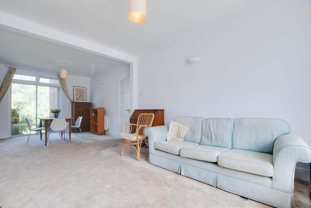 Through Lounge Diner