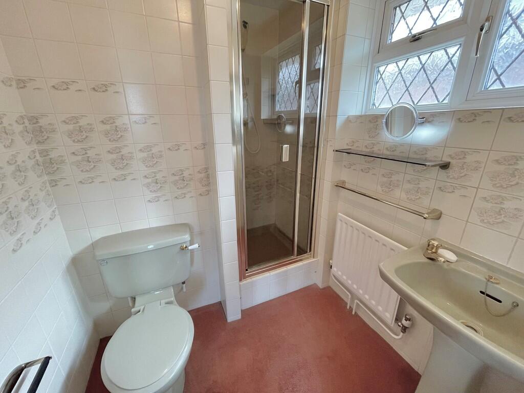 12 Acorn Close En...
