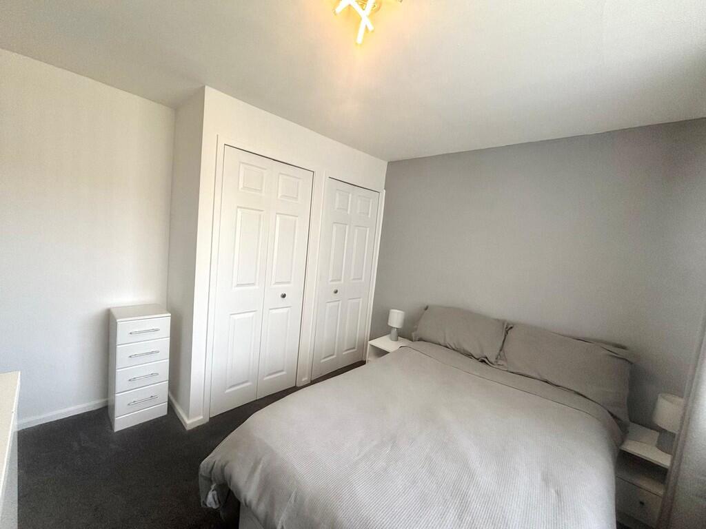 bedroom 2.