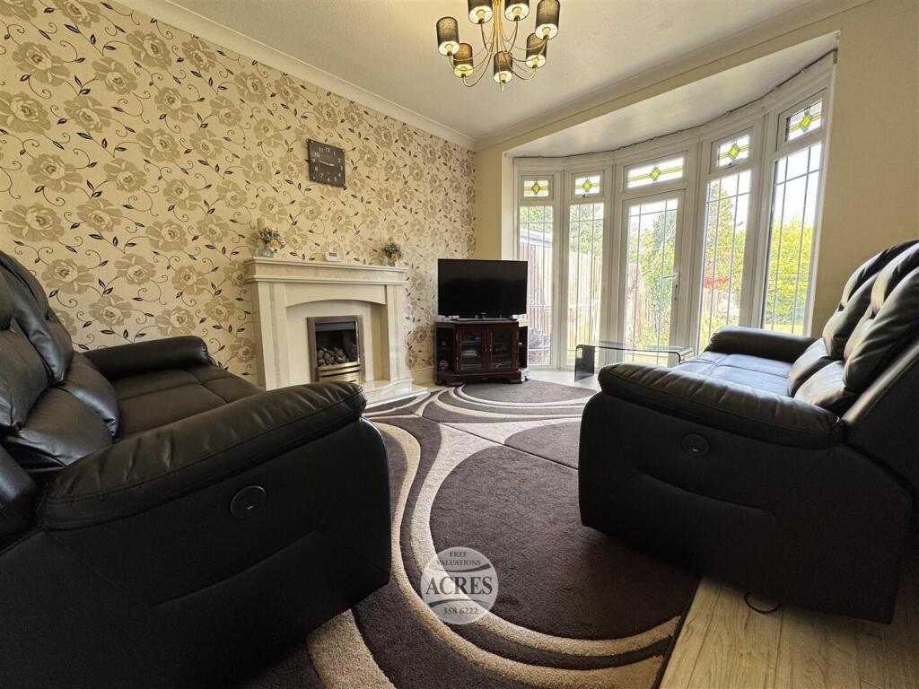 IMG_3825 (Large).jpg