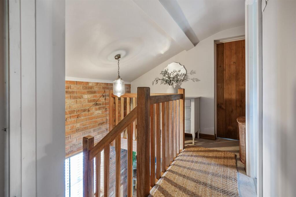 2 Canal Cottage_36.jpg