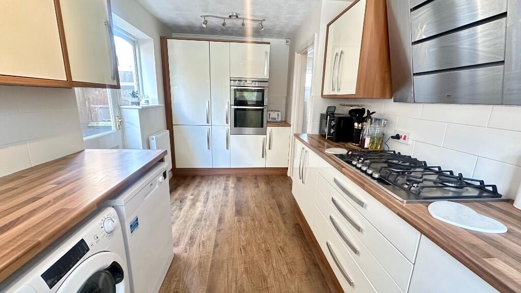 Fitted Kitchen
