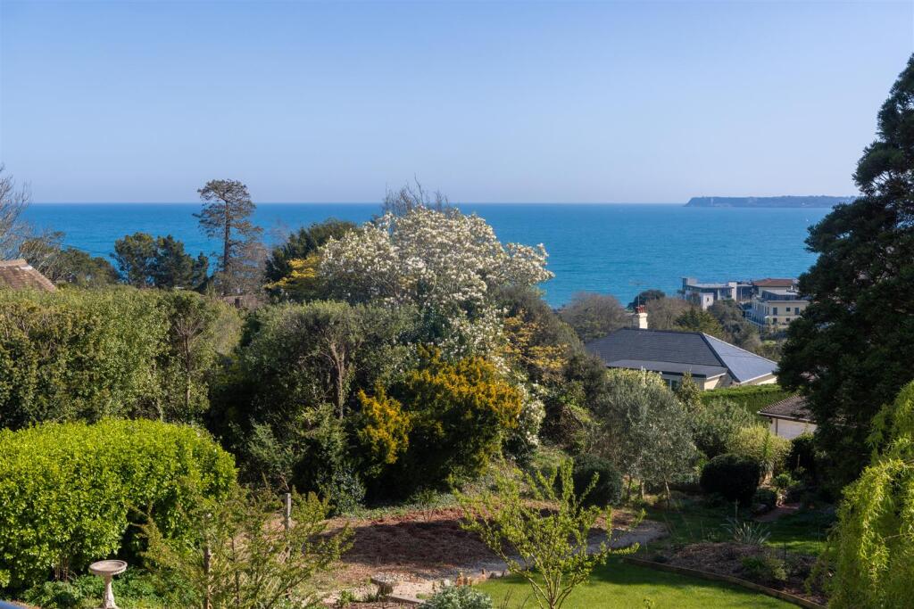 A40 - Chapter House Torquay - 250409.jpg