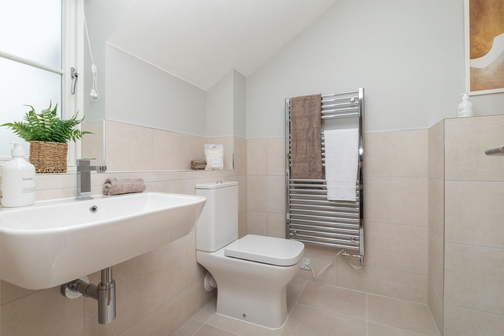 Show Home Ensuite...