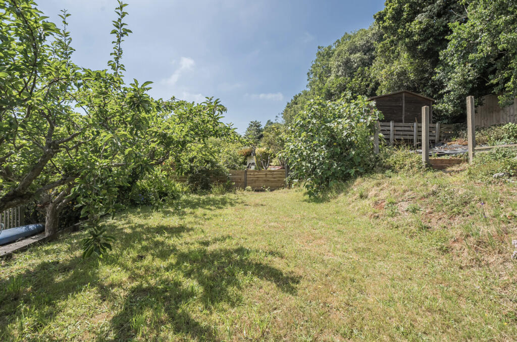 1318392-4-6862b3f...