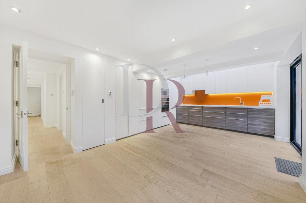 KITCHEN &amp; RECEPTION