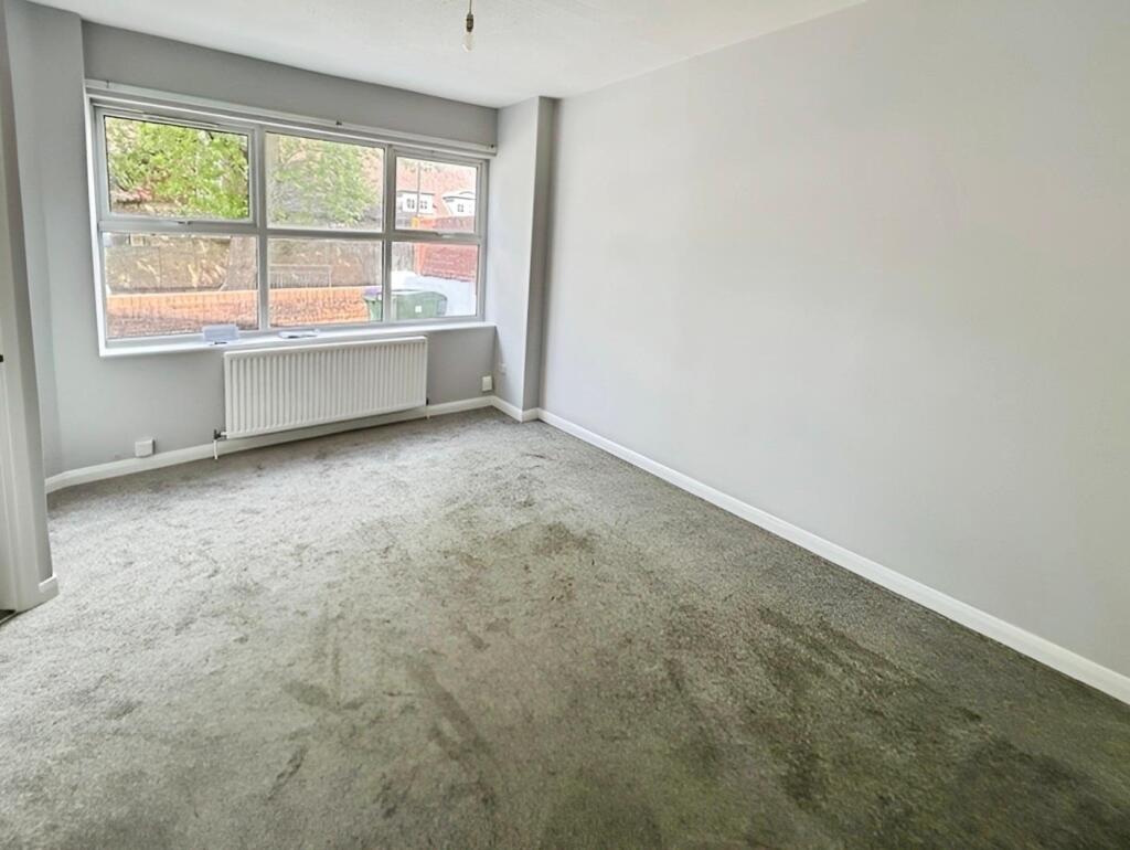 046bf8e5-Living 20Area.jpg