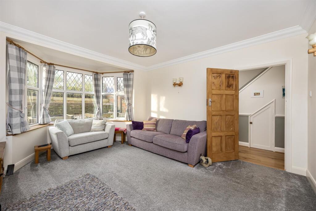 Nevill Road, 149-LOUNGE A.jpg