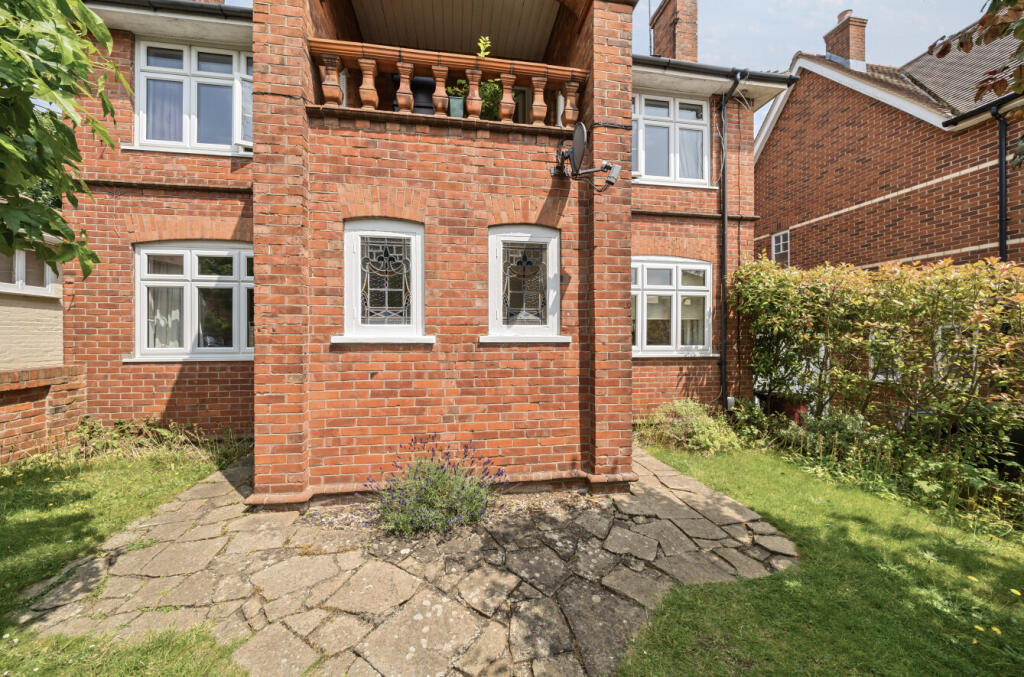 1304032-19-6846da...