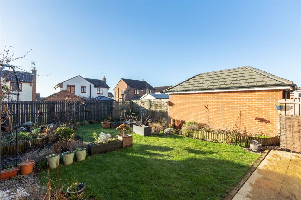Derwent Road 85 External-4.jpg
