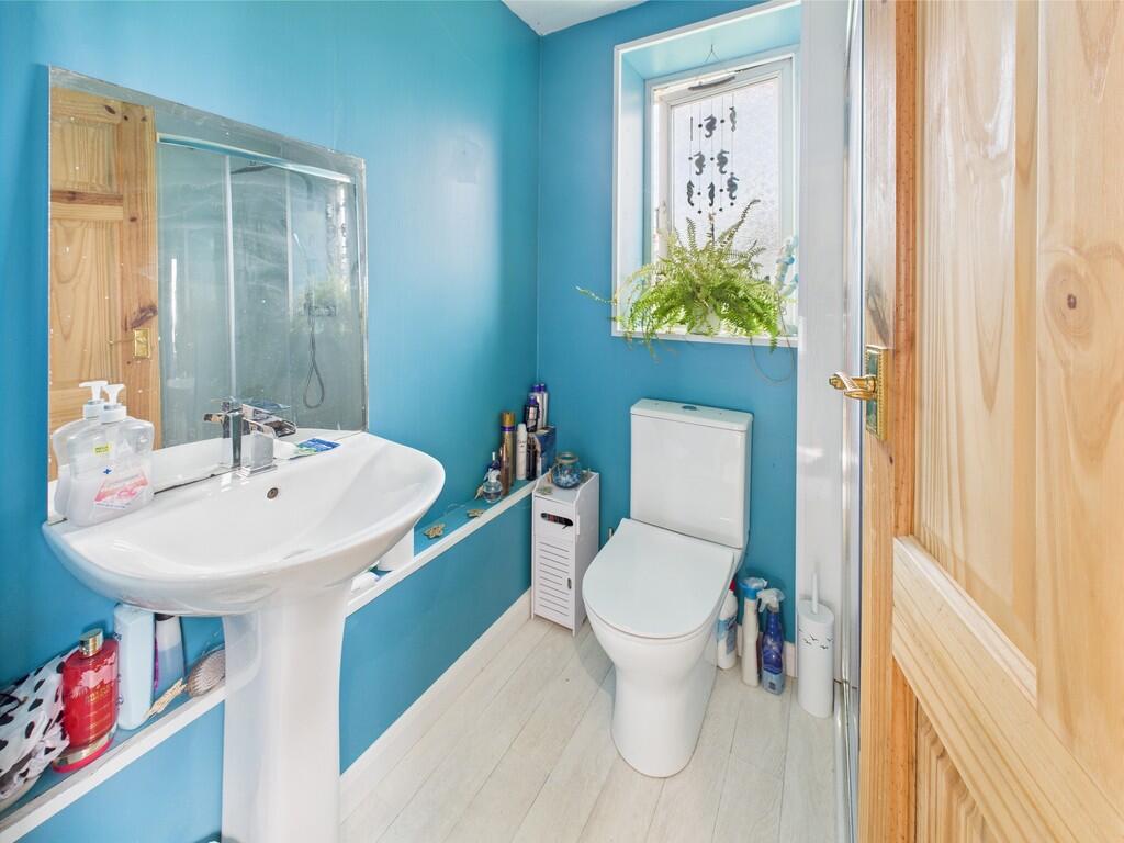 CAM03974G0-PR0151...