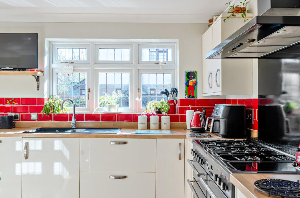 710223971fa94c1d93c00c5ee71485cd