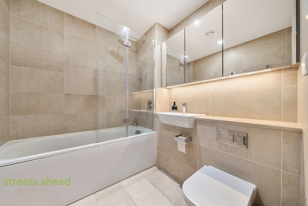 b7b6d474-719d-487...