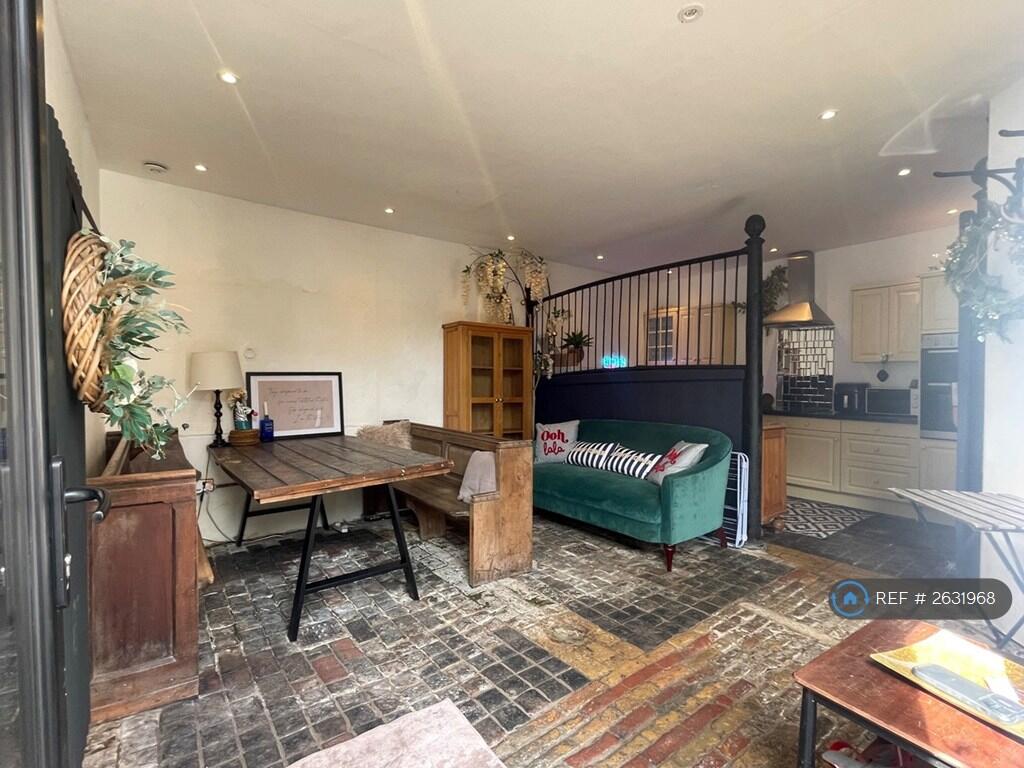 Dining And Kitchen