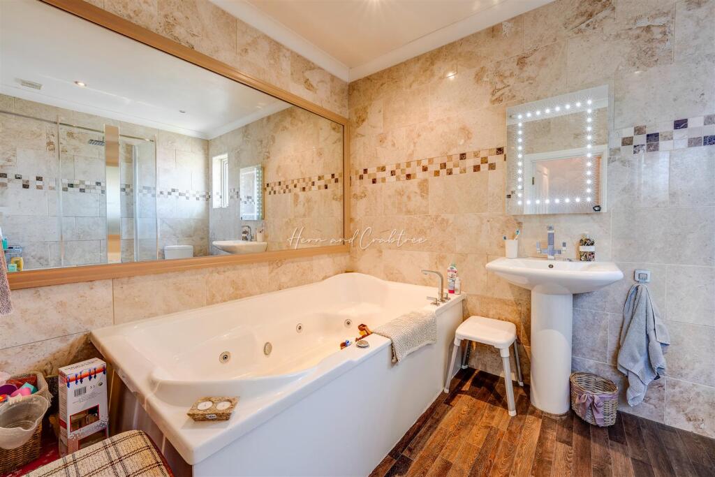 Lake Road West, HernCrabtree (29).jpg